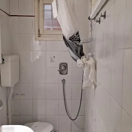 Historic Center - With 2 Single Beds *