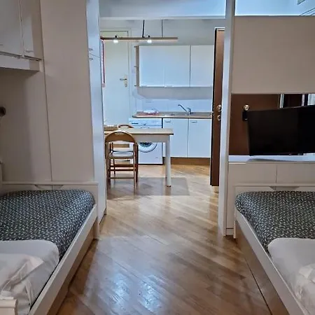Lägenhet Historic Center - With 2 Single Beds *